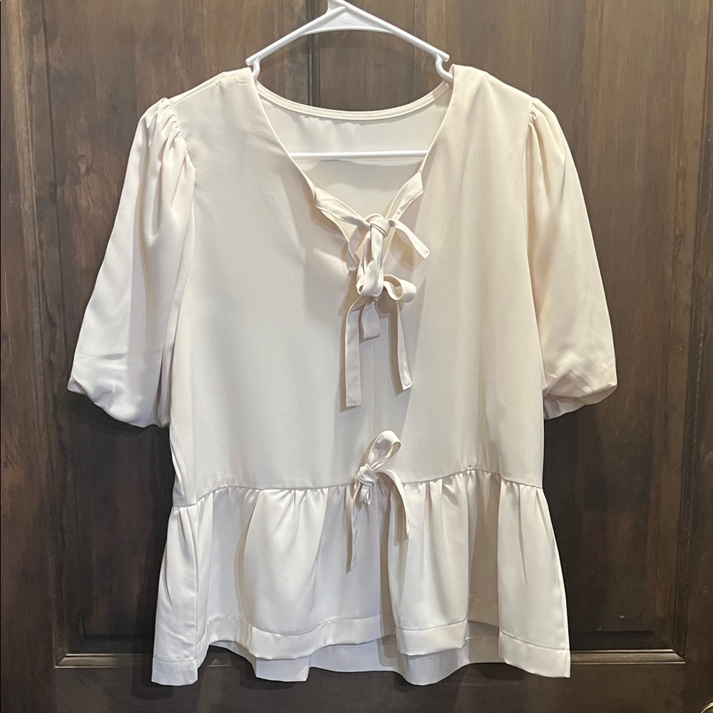 Chic Cream Blouse with Bow Accents